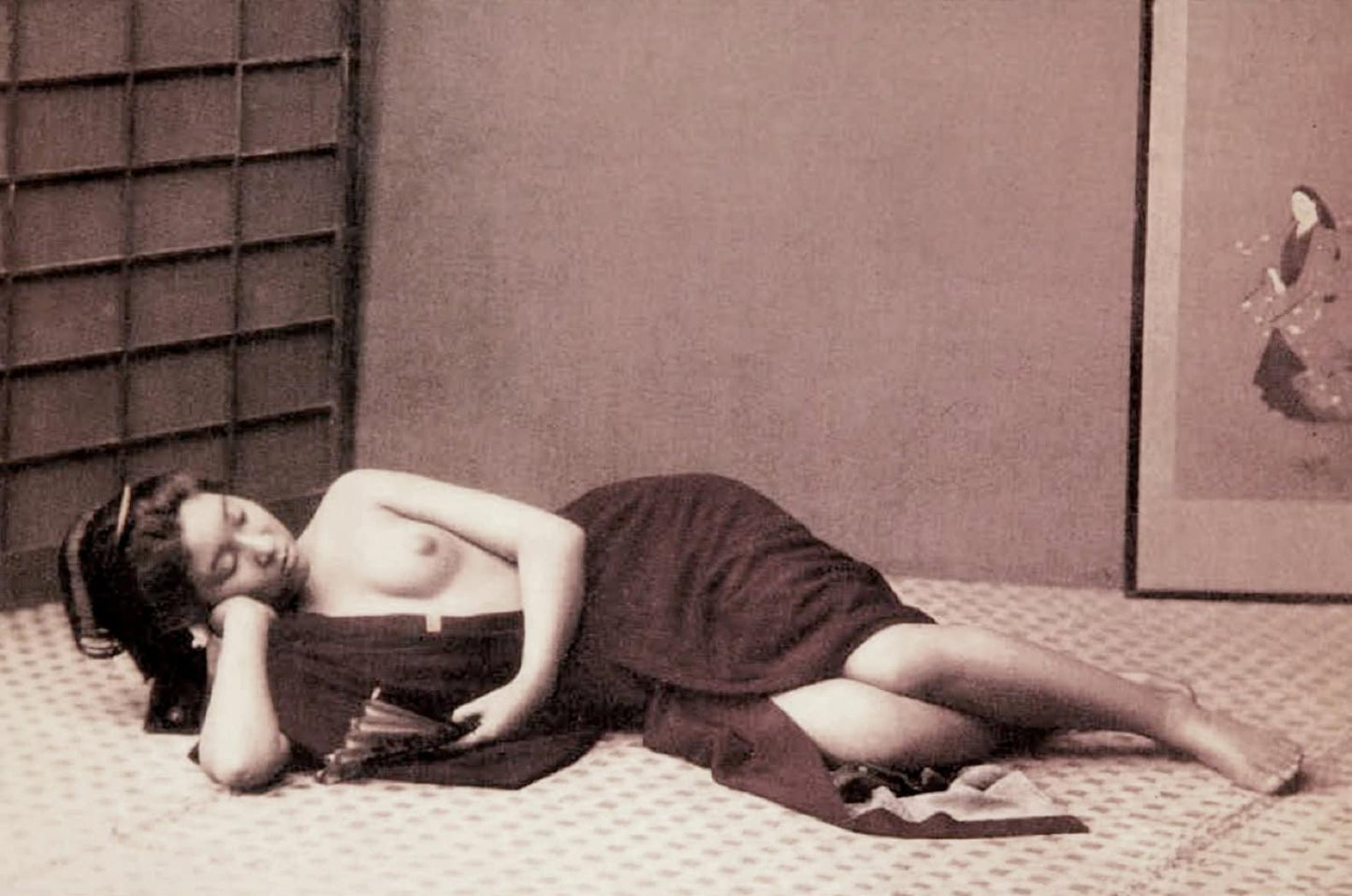 Japanese geisha vintage photography, Nude geisha lying FINE ART PRINT, old antique photographs art prints, Japanese geishas wall art posters