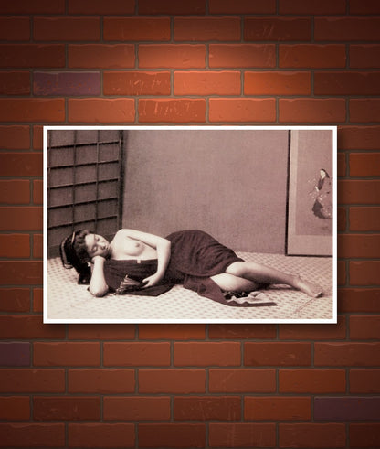 Japanese geisha vintage photography, Nude geisha lying FINE ART PRINT, old antique photographs art prints, Japanese geishas wall art posters